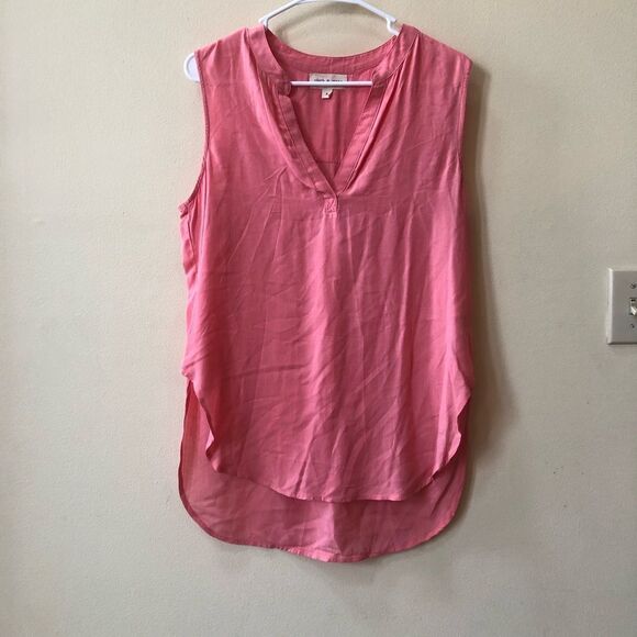 Cloth and Stone Top - Picture 1 of 4
